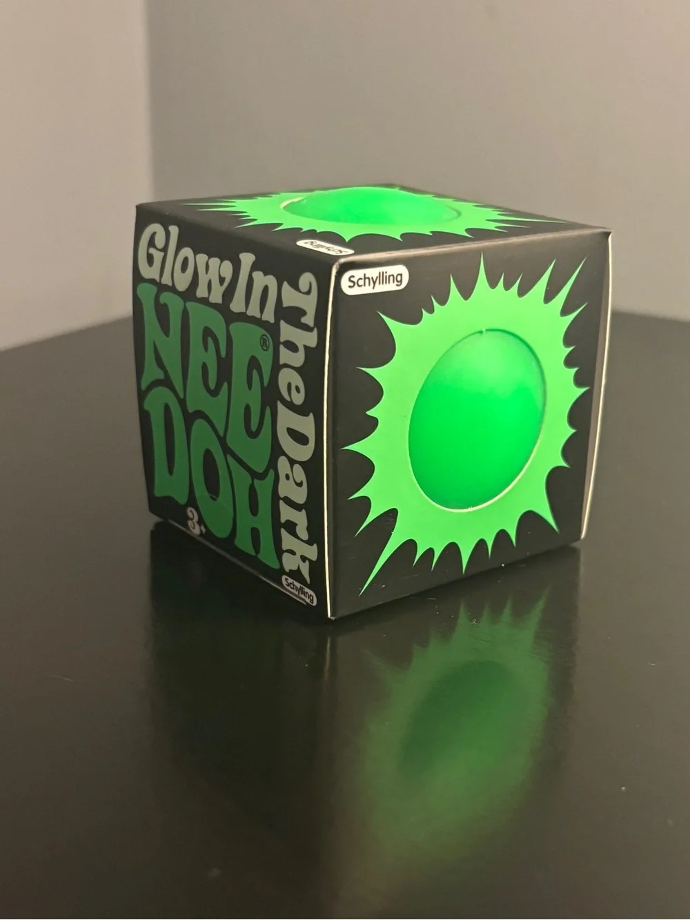 Schylling Glow In The Dark NeeDoh Groovy Glob - Green